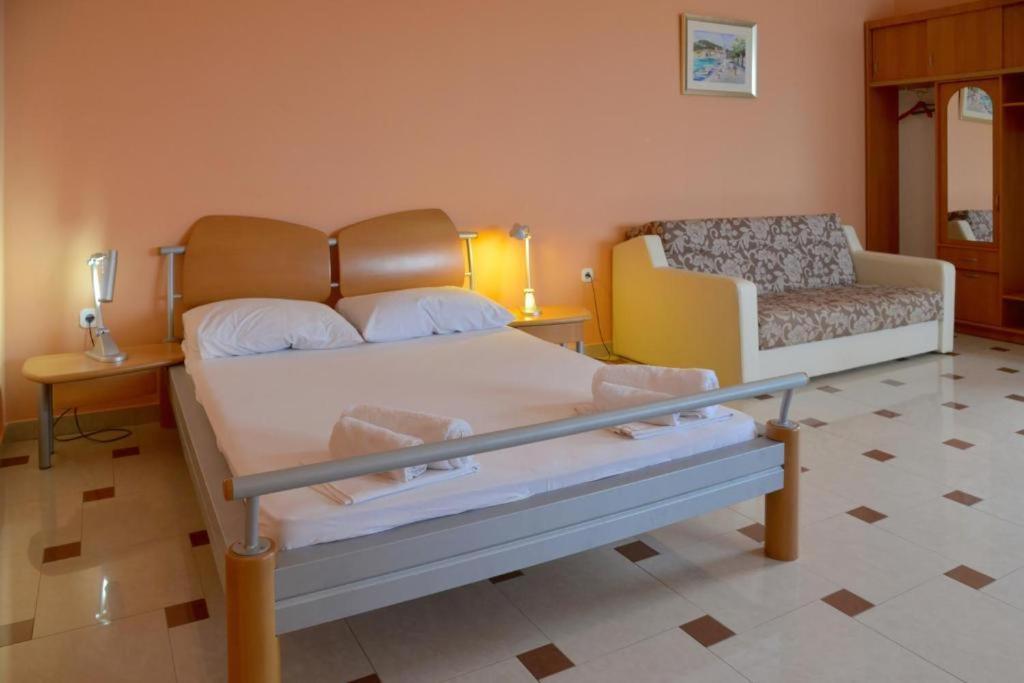 Oasis Blue Apartment Primosten Luaran gambar